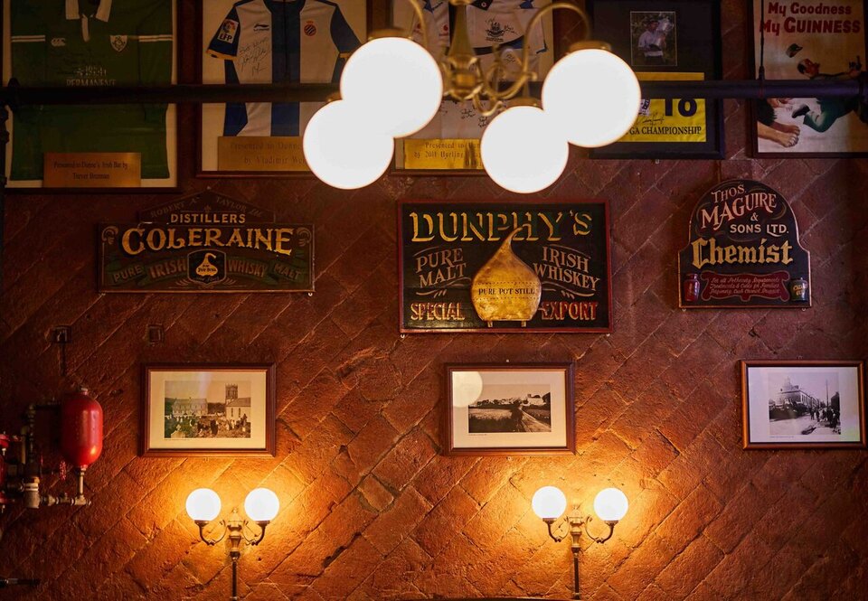 Dunnes Irish Bar